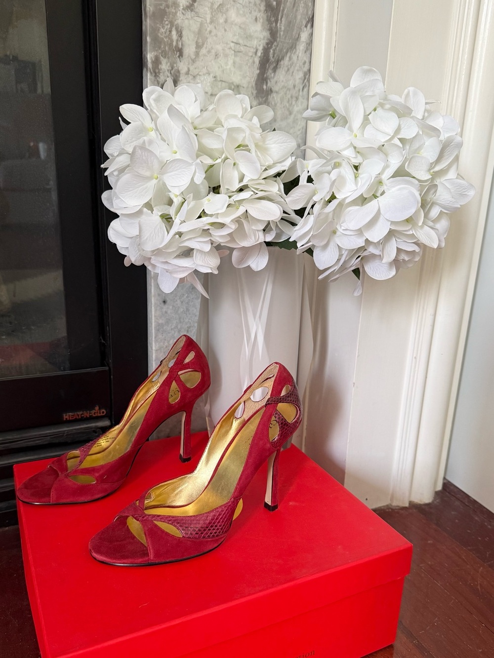 Guess by Marciano Red Suede Peep-Toe High Heels